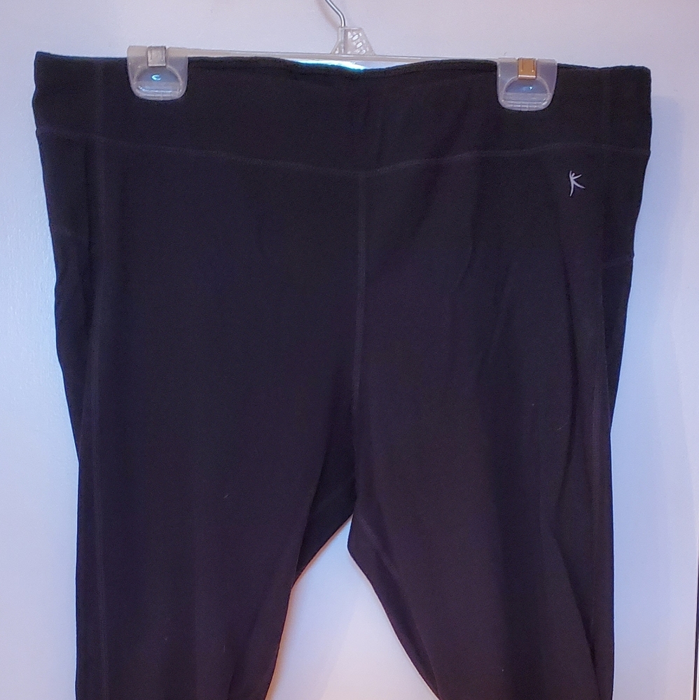 XL Danskin Active Capri Pants Black 💚